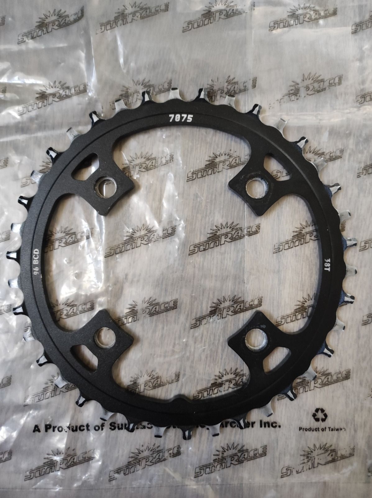 SunRace BCD 96 38T Narrow Wide Симметричная