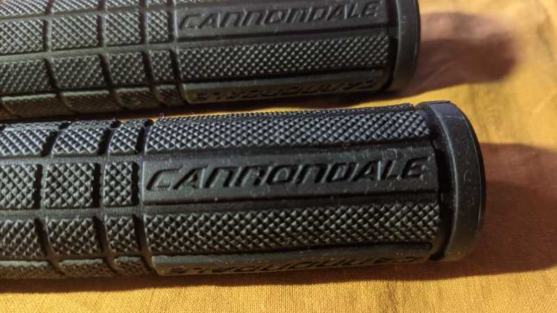 Оригинальные грипсы Cannondale 13.5 см
