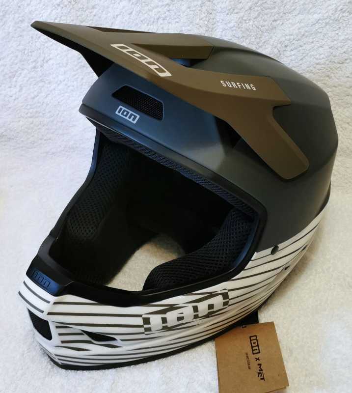 Полнолицевой шлем (фулфейс) ION Scrub Amp Helmet. Европа