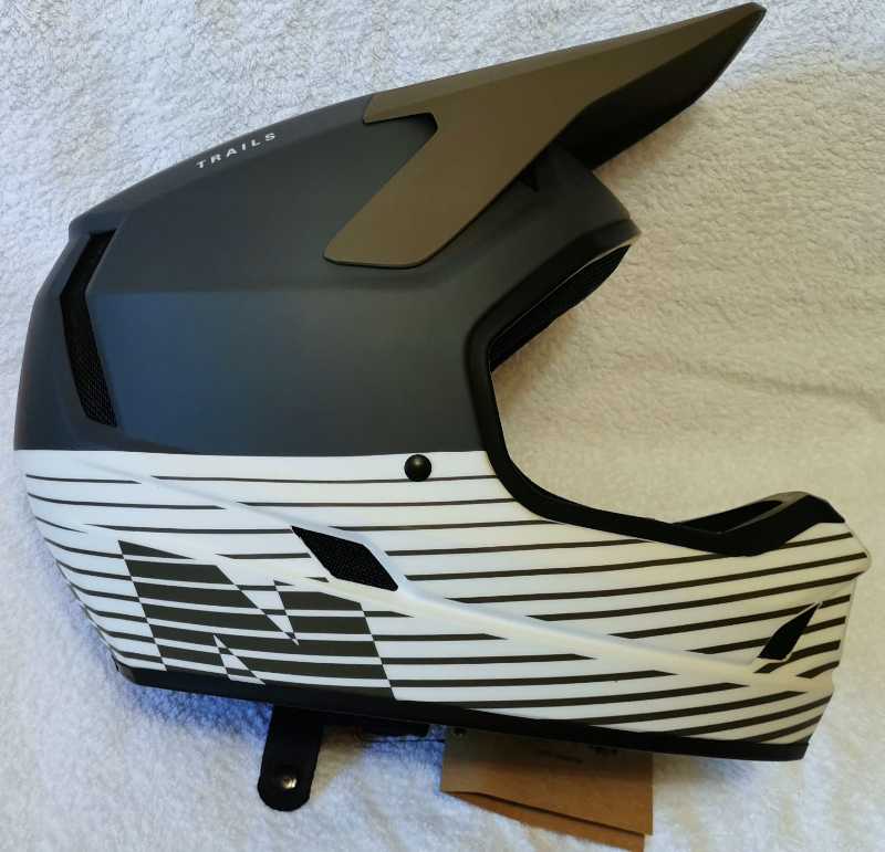 Полнолицевой шлем (фулфейс) ION Scrub Amp Helmet. Европа