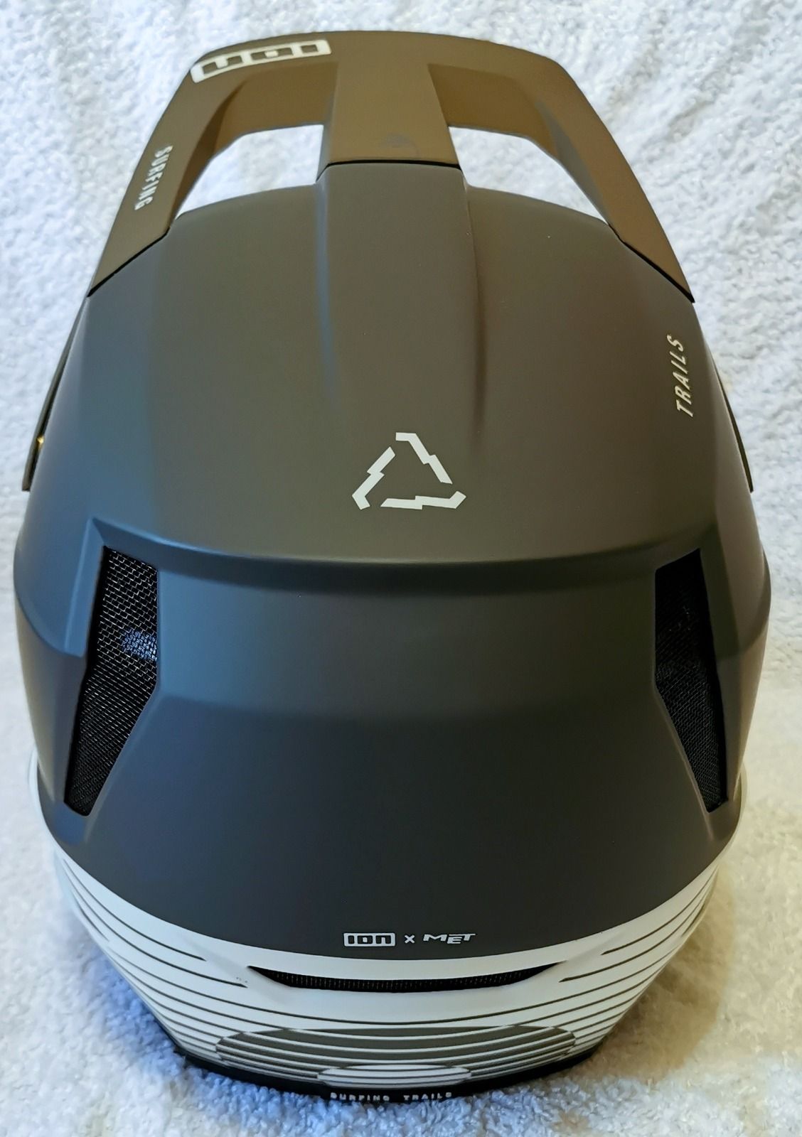 Полнолицевой шлем (фулфейс) ION Scrub Amp Helmet. Европа
