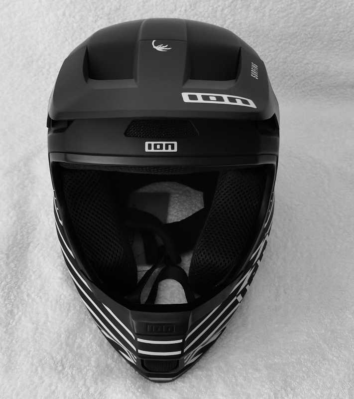 Полнолицевой шлем (фулфейс) ION Scrub Amp Helmet. Европа