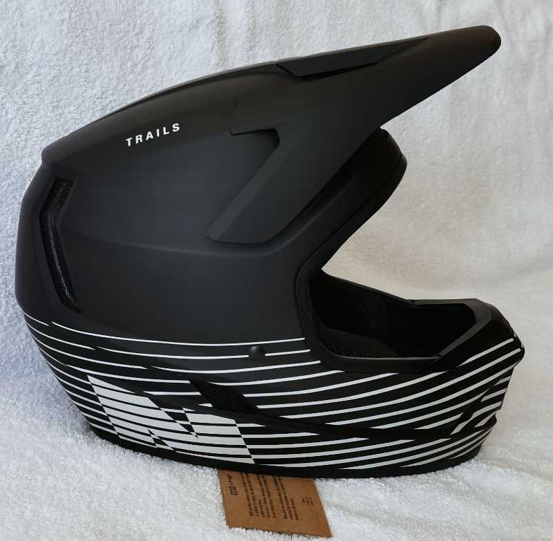 Полнолицевой шлем (фулфейс) ION Scrub Amp Helmet. Европа