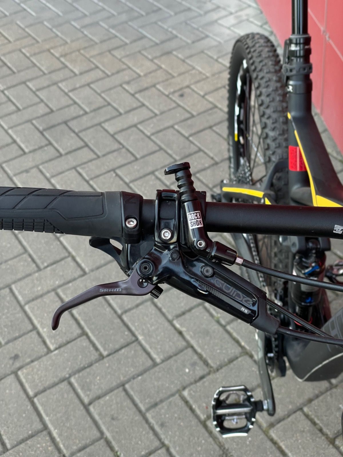 Radon Slide 160 Carbon 9.0