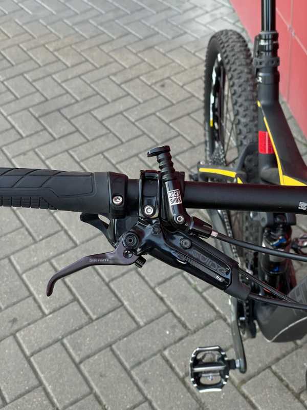 Radon Slide 160 Carbon 9.0