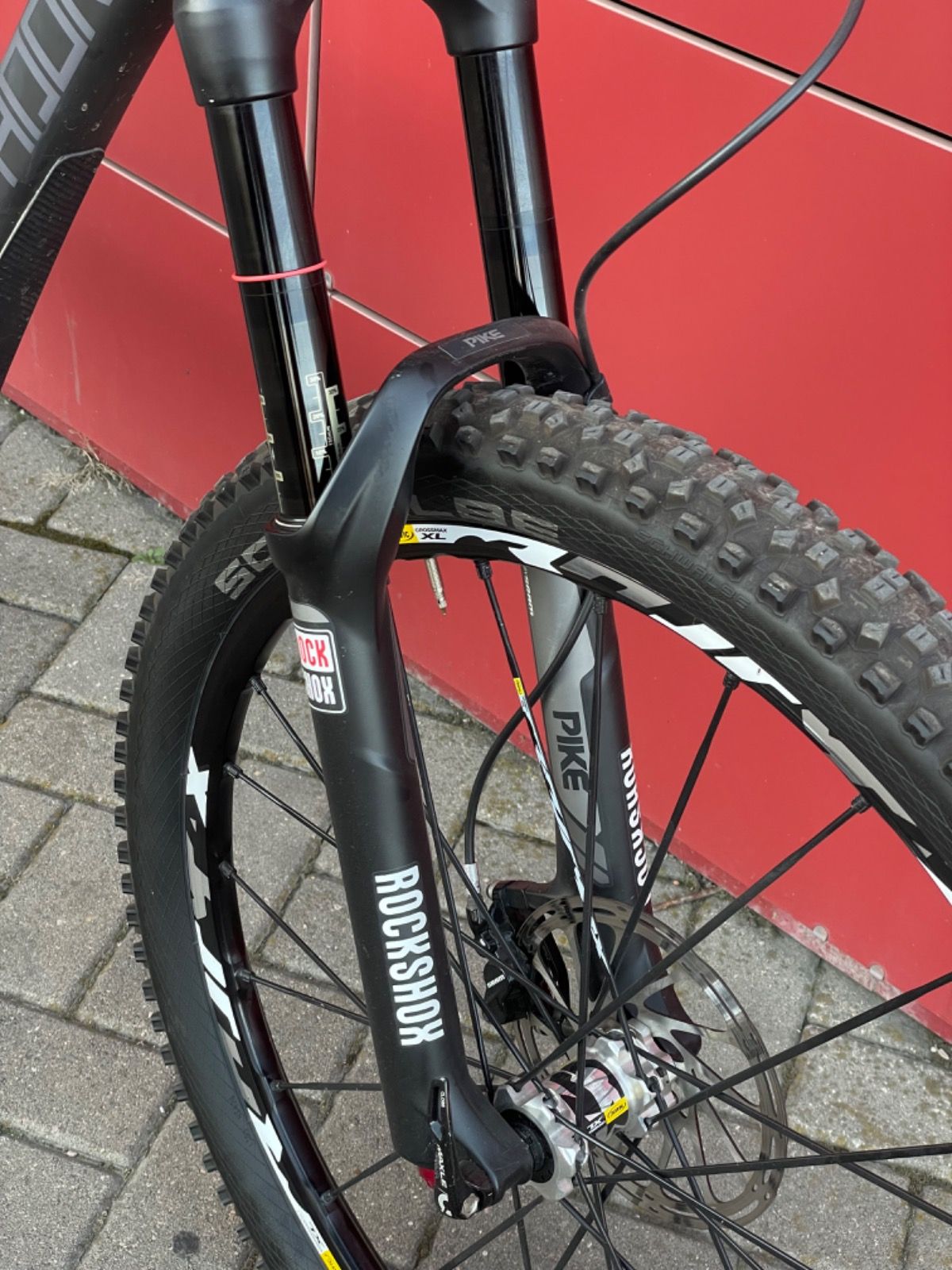 Radon Slide 160 Carbon 9.0