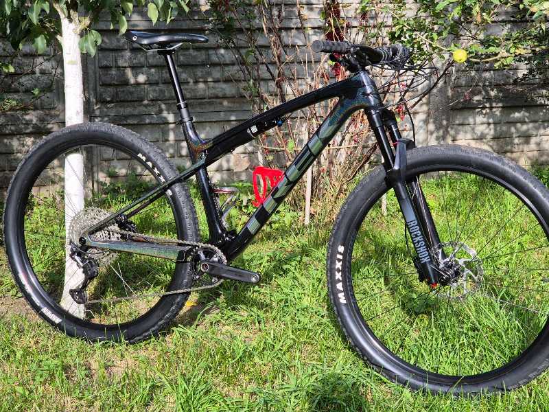 Trek supercaliber 9.6 GEN 2 2025 L размер карбоновый двухподвесный кросс-кантрийный велосипед