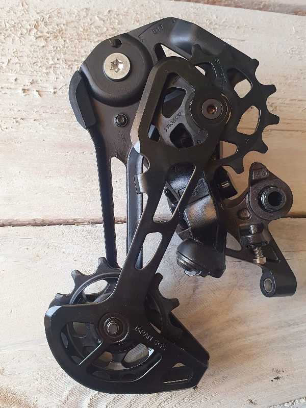 НОВЫЙ. Shimano Deore XT 1х12 RD-M8100 SGS. ЯПОНИЯ. ОРИГИНАЛ.