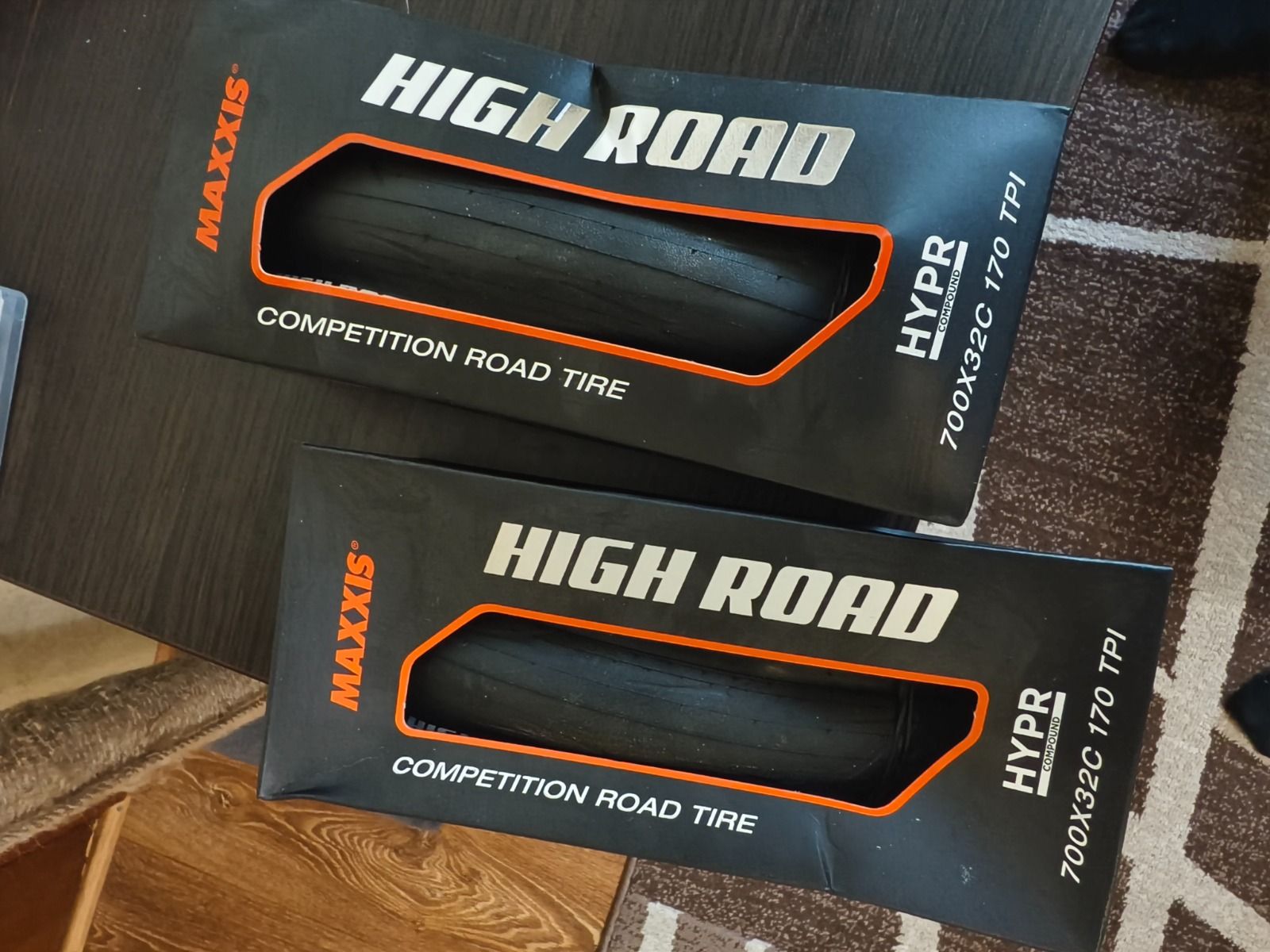 Покрышки+камеры 700*32с Maxxis High Road HYPR