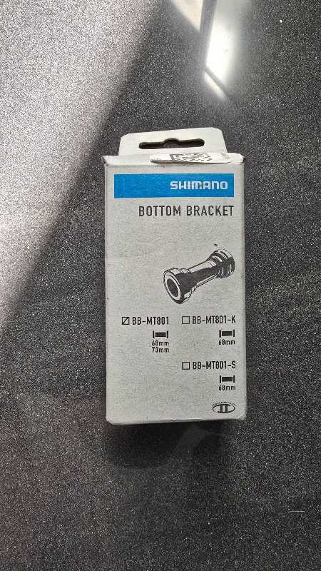 Каретка Shimano XT BB-MT801