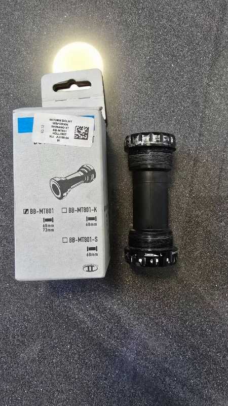 Каретка Shimano XT BB-MT801