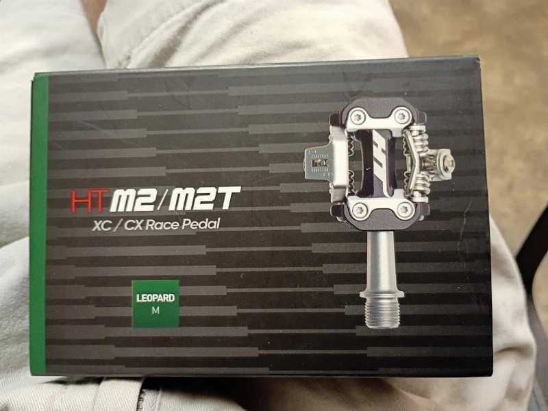 Новые контактные HT Components M2 Leopard-M XC черные, дешевле чем bike24