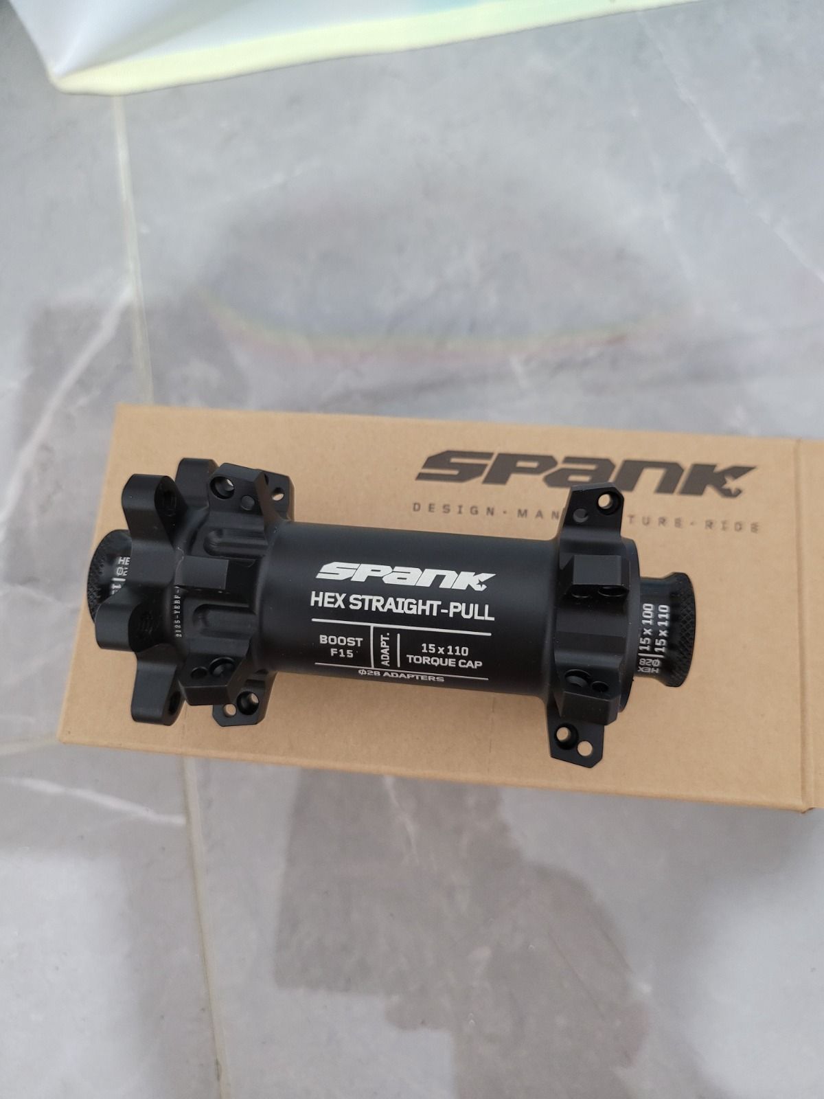 Spank Hex straightpull 15x110mm черная новая