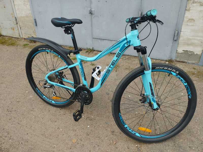 Велосипед женский Stels Miss 7700 27,5