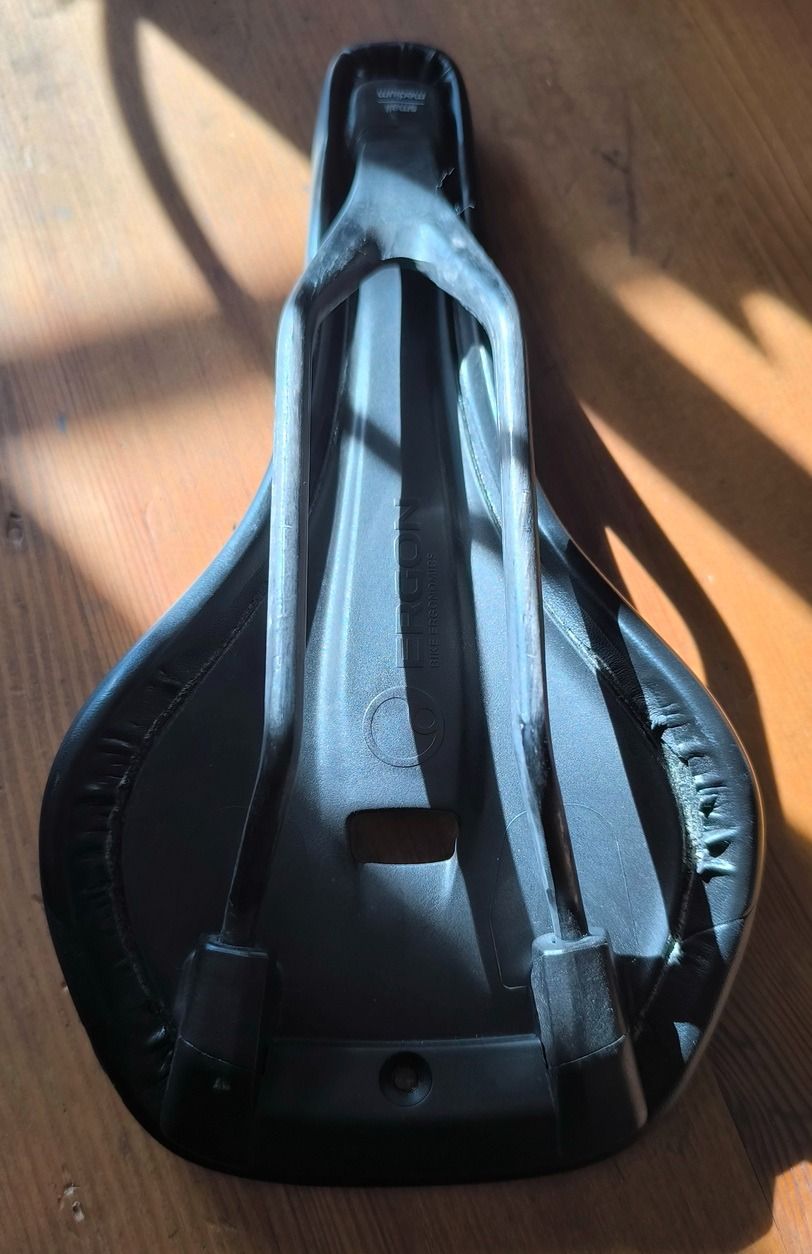 Седло Ergon SR Pro Carbon Men S/M