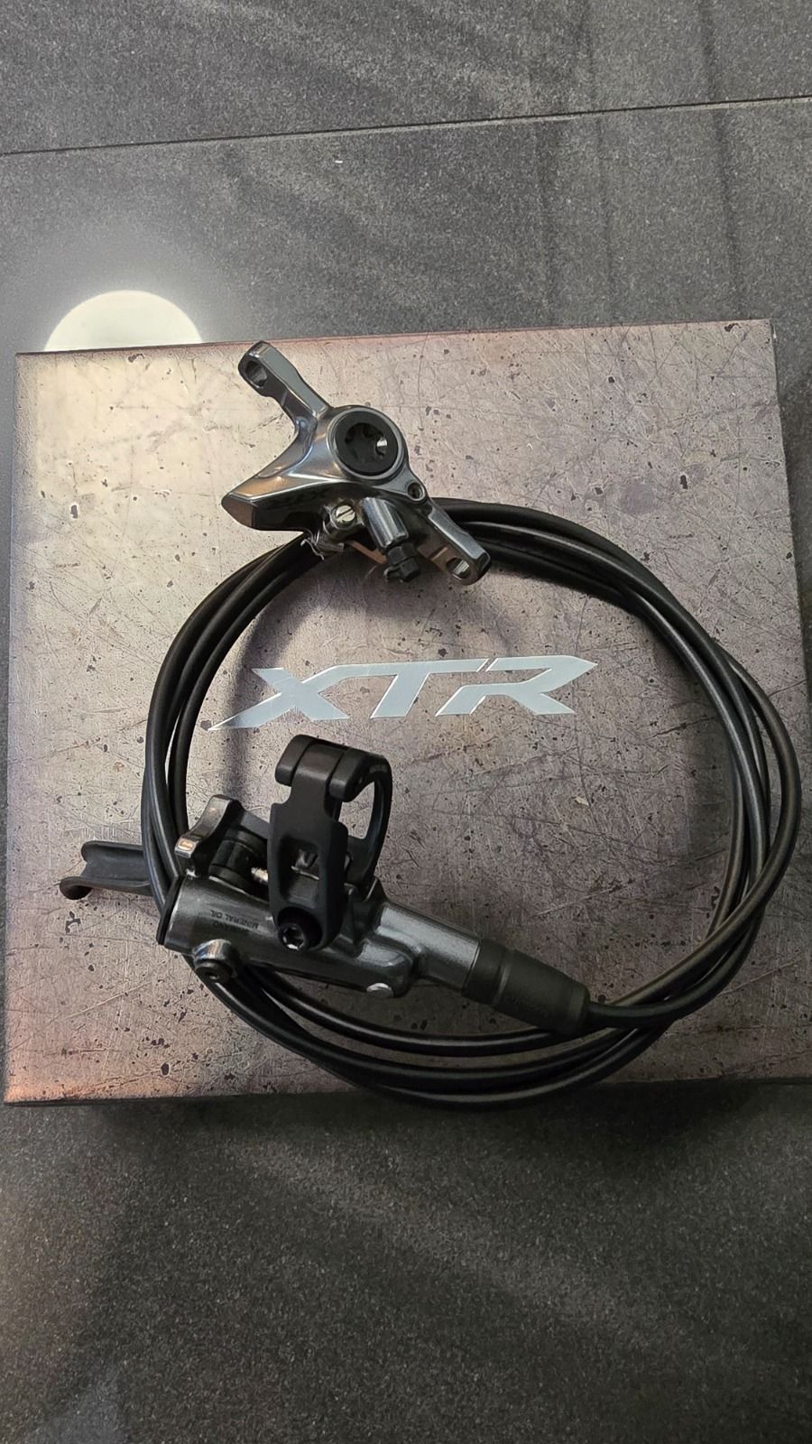 Задний тормоз Shimano XTR BR-M9100