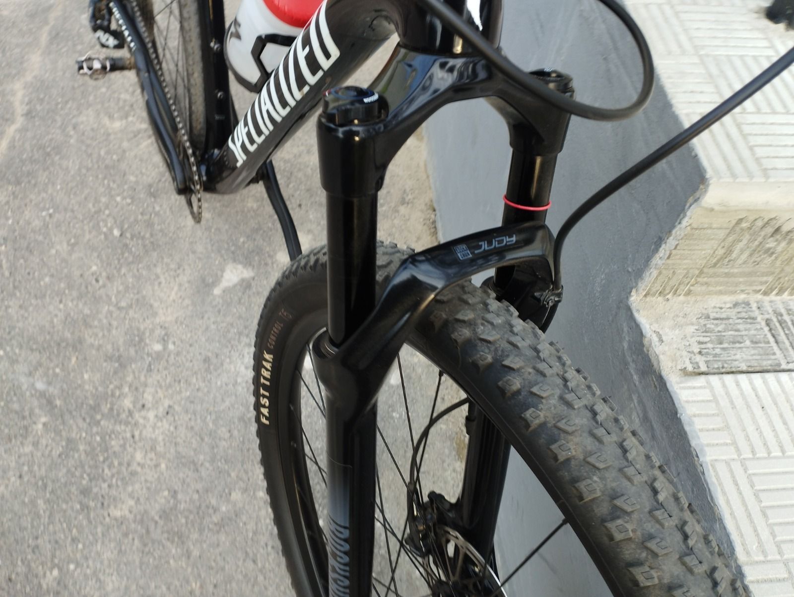 Велосипед Specialized Epic HT M