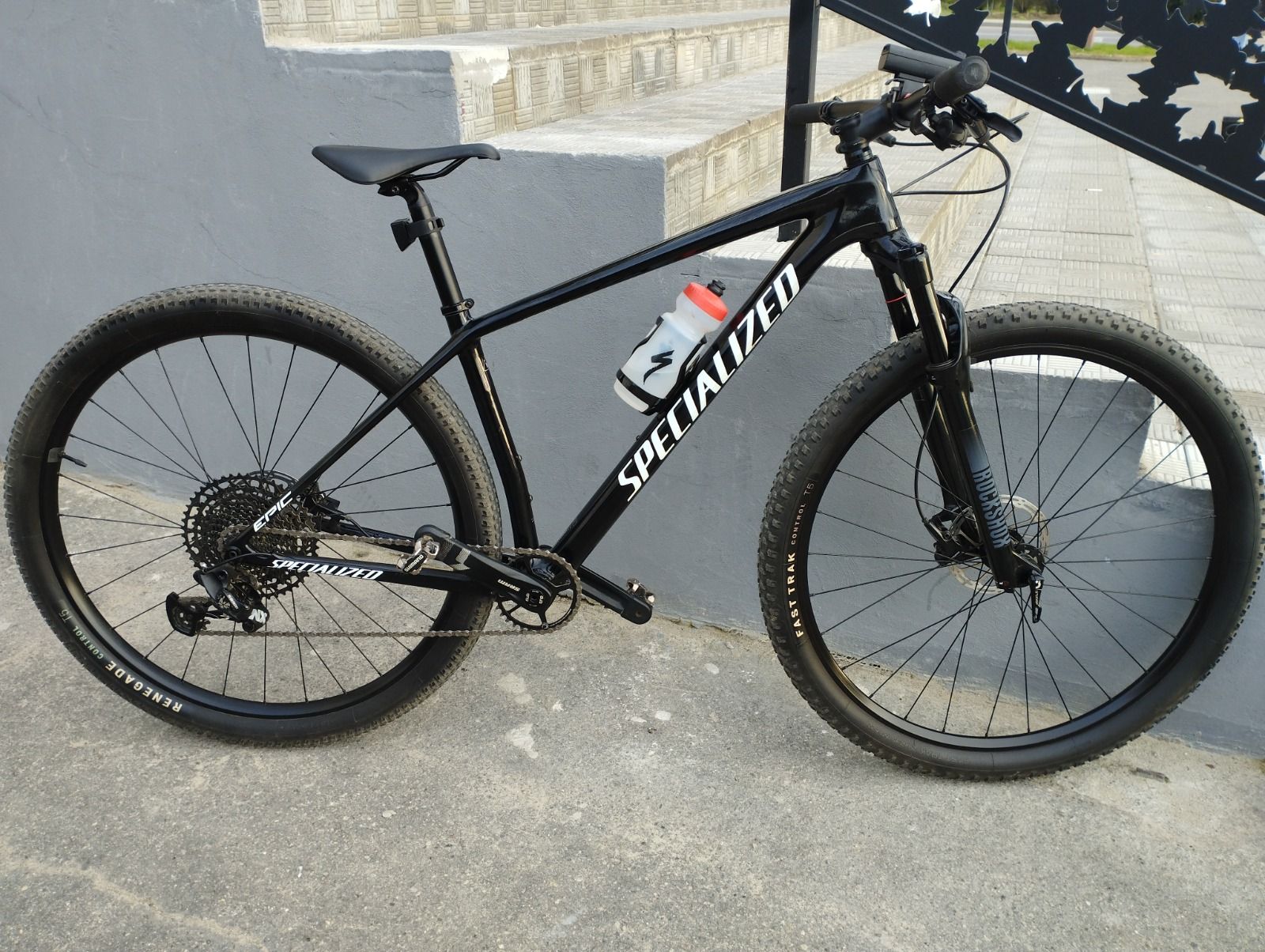Велосипед Specialized Epic HT M
