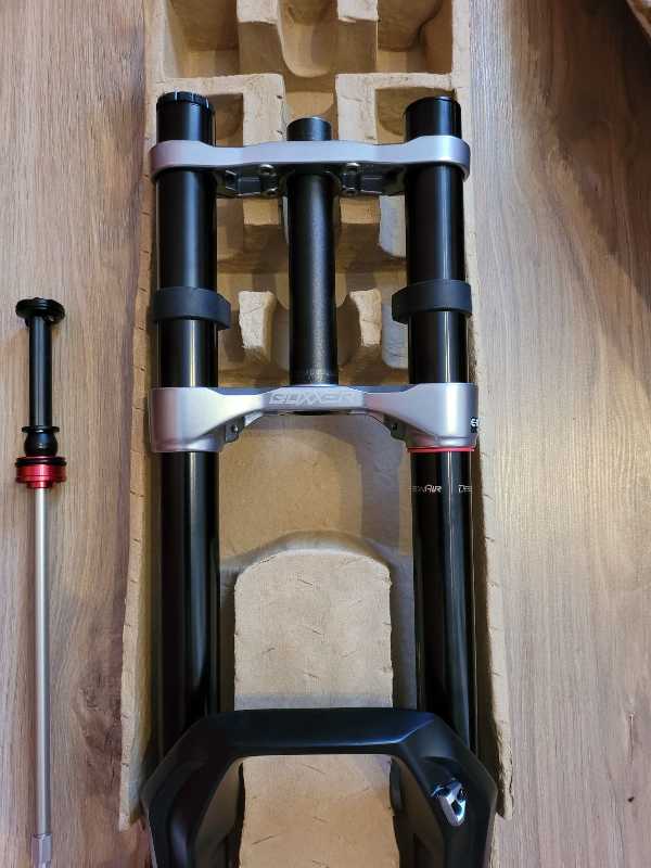 Вилка Rockshox Boxxer 2023г 180 и 200мм пружины, ремка 200ч, вынос