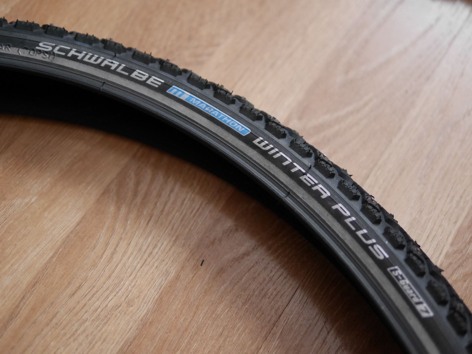 Покрышки зимние Schwalbe Winter Plus 622x40 28x1.6