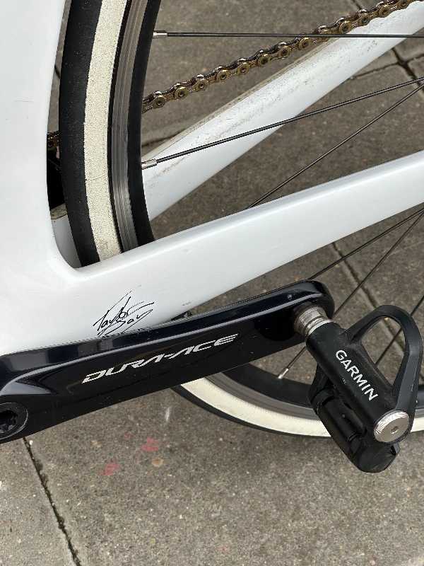 Профессиональный велосипед Trek Madone 9 - карбон