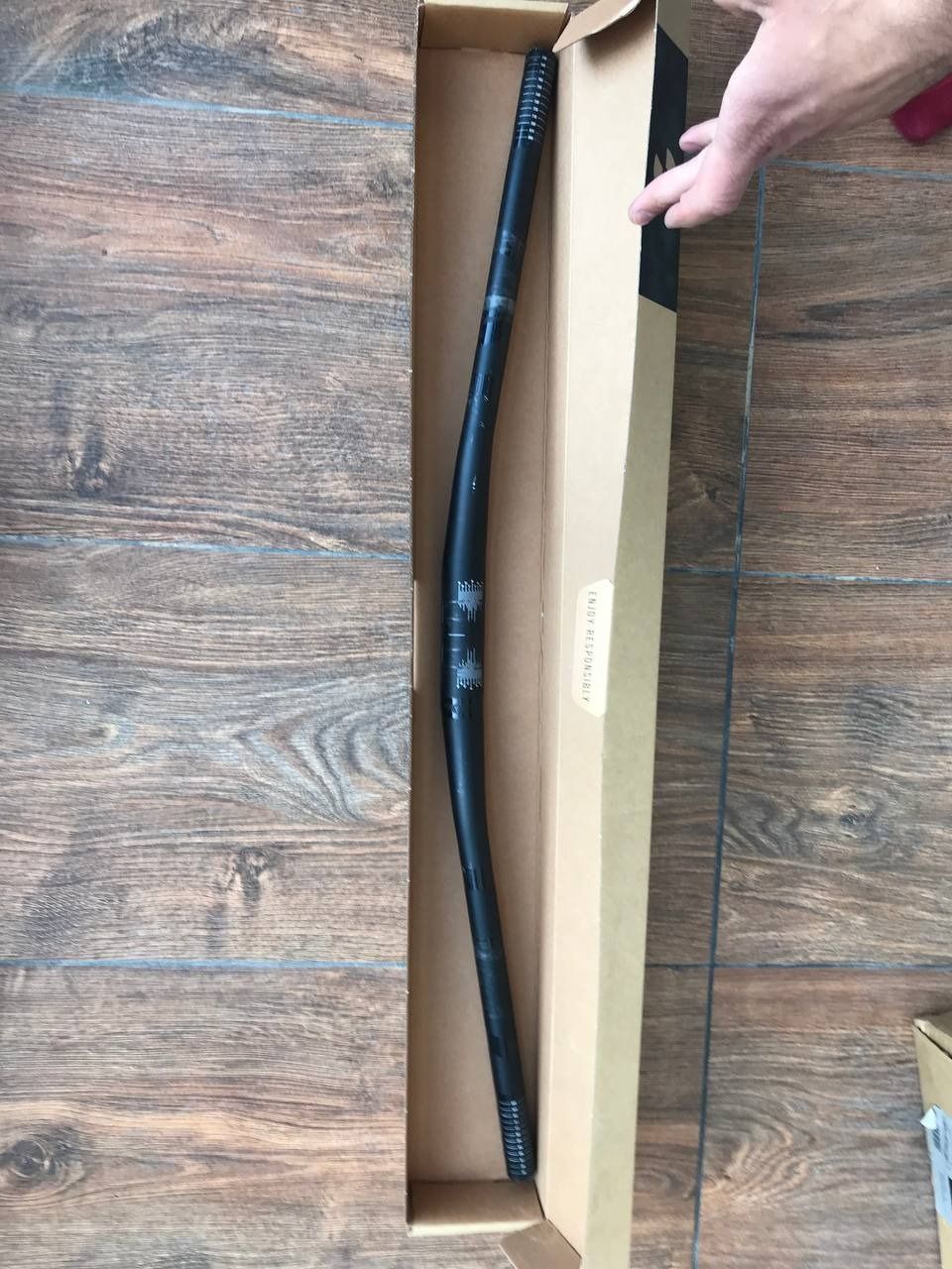 Руль алюминиевый Nukeproof Horizon V2 800мм 31.8