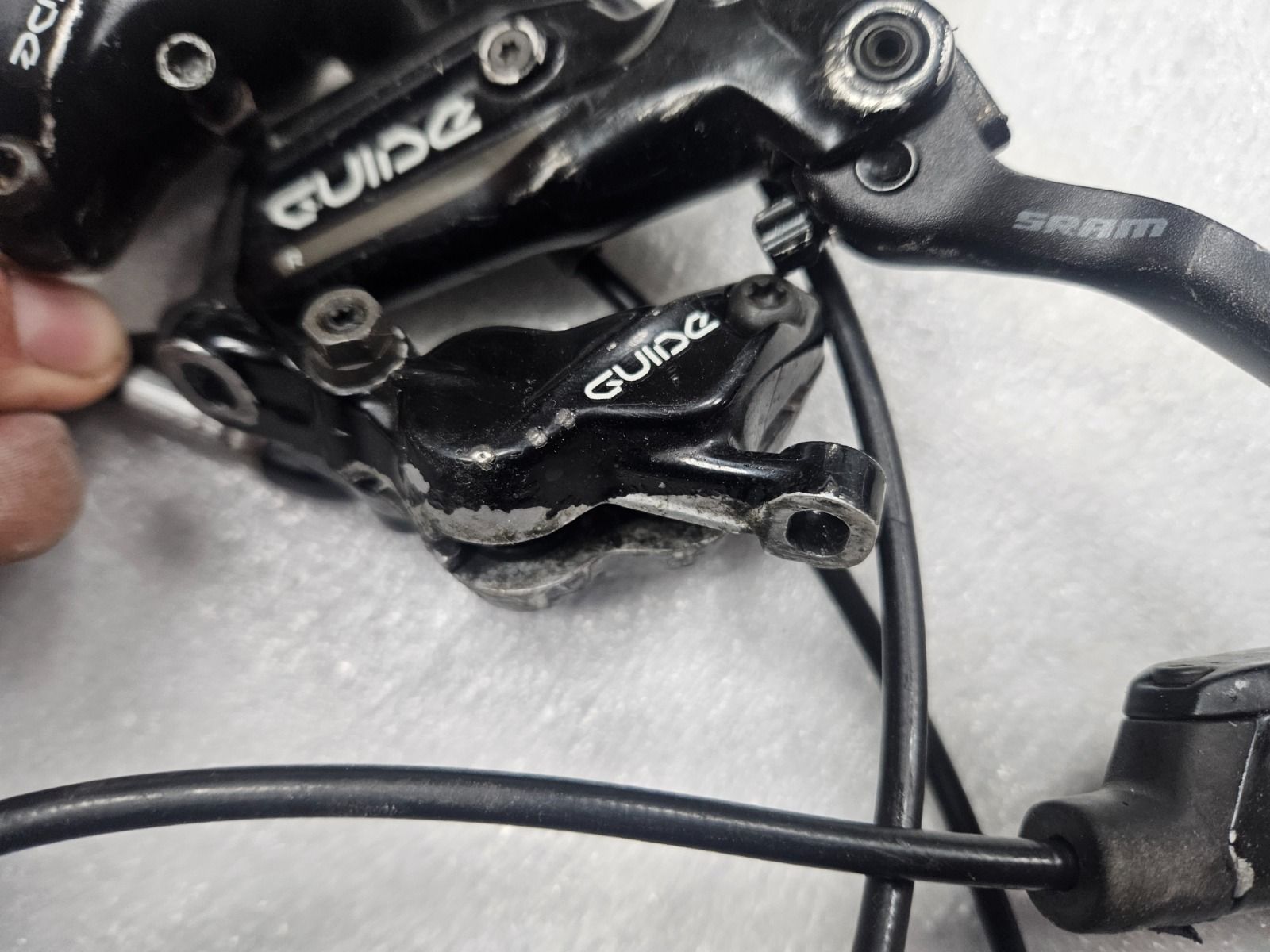 Sram guide r