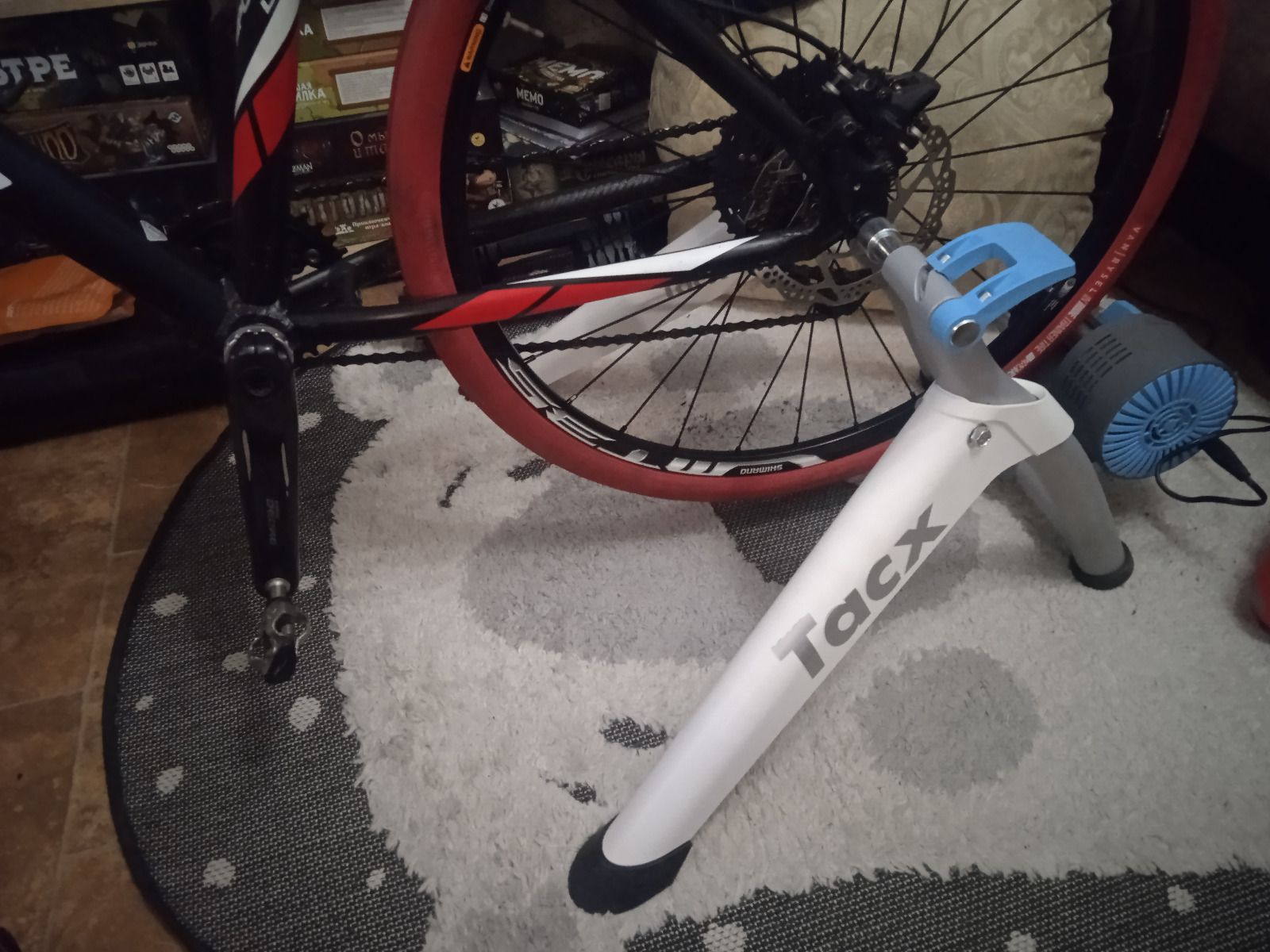Велостанок Tacx Flow Smart