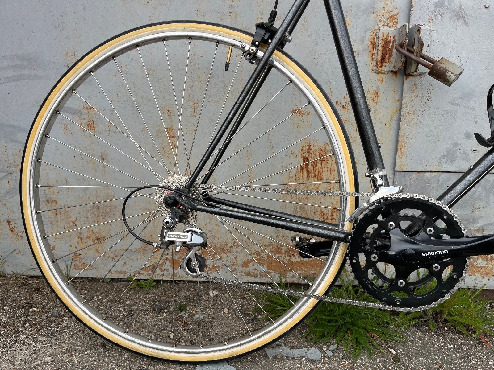 Шоссейник на компонентах Shimano, рама ХВЗ Старт-шоссе 87г