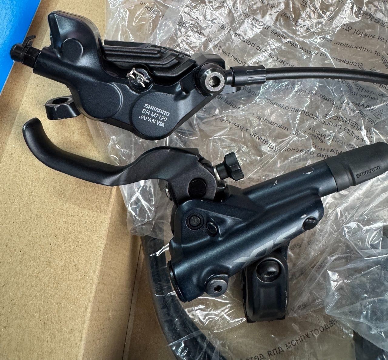 Тормоза Shimano SLX BR-M7120, 4х поршневые, servo wave, ротора RT-MT800 180mm CL, колодки новые N04C + N03A