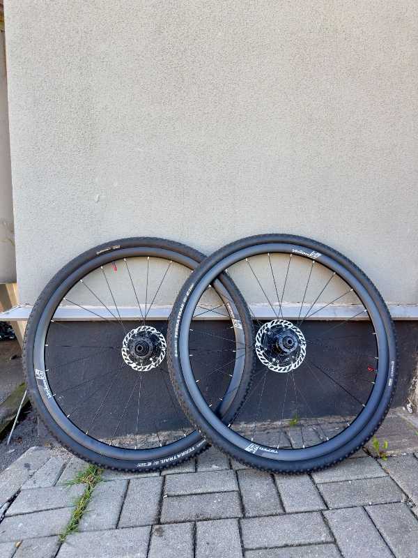 Колеса Vision TEAM 30 DISC CL TLR 28