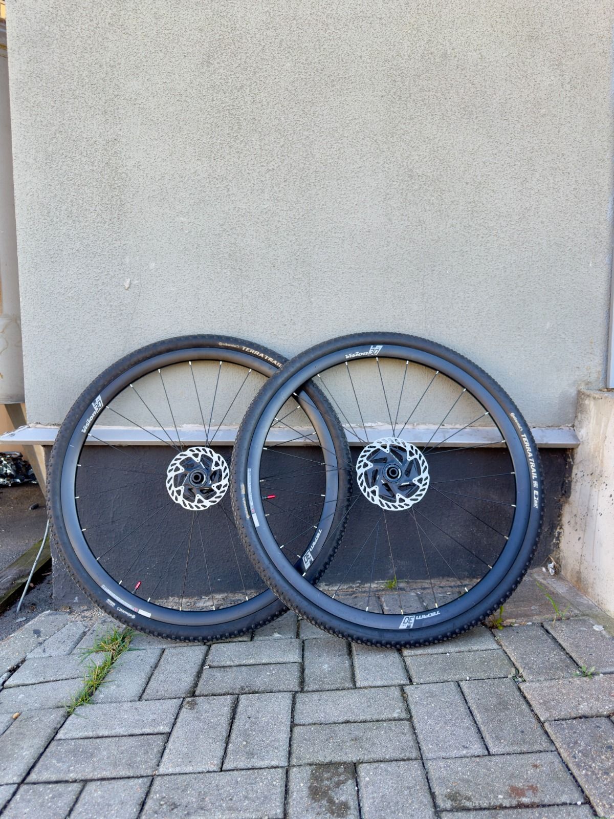 Колеса Vision TEAM 30 DISC CL TLR 28
