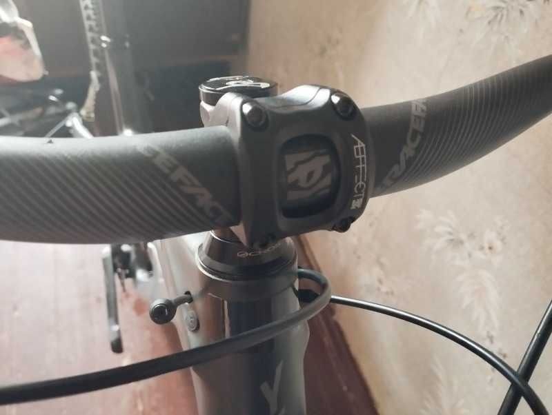 YT Jeffsy 27.5 размер L карбон