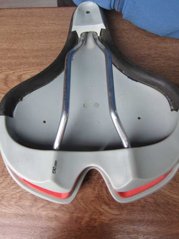 седло Specialized Gel Sonoma Sport Широкое 190мм