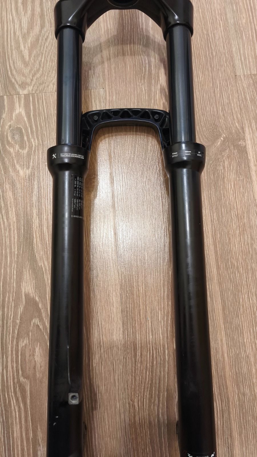 Вилка rock shox recon 29 silver, 15x110.