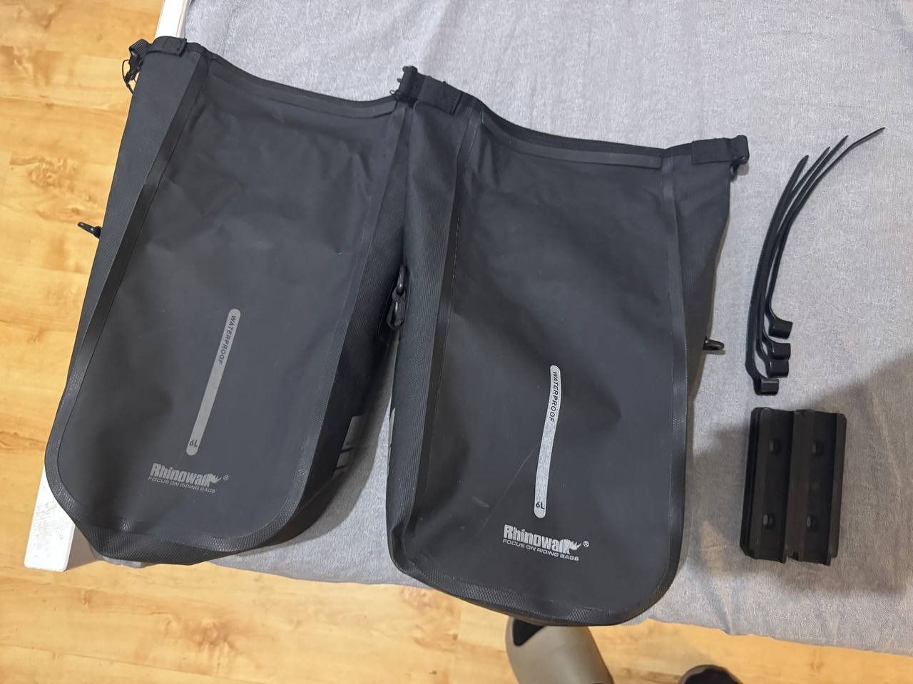 Велосумка на вилку Rhinowalk 6L (2шт)