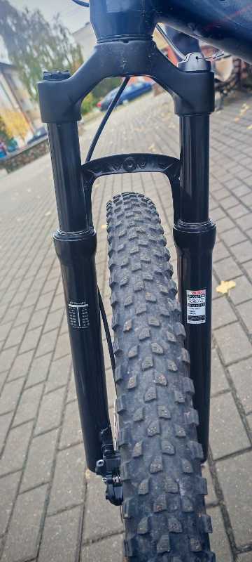 Вилка uding ud30.воздух. 29 колеса.