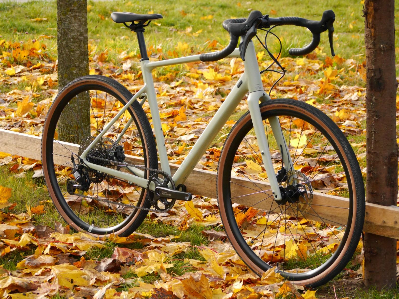 Гревел CUBE Nuroad Pro 2026 1x11s Cues размер L