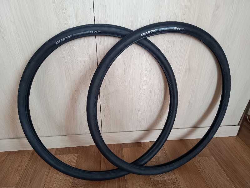 Пара покрышек Giant S-X2. 700х38с
