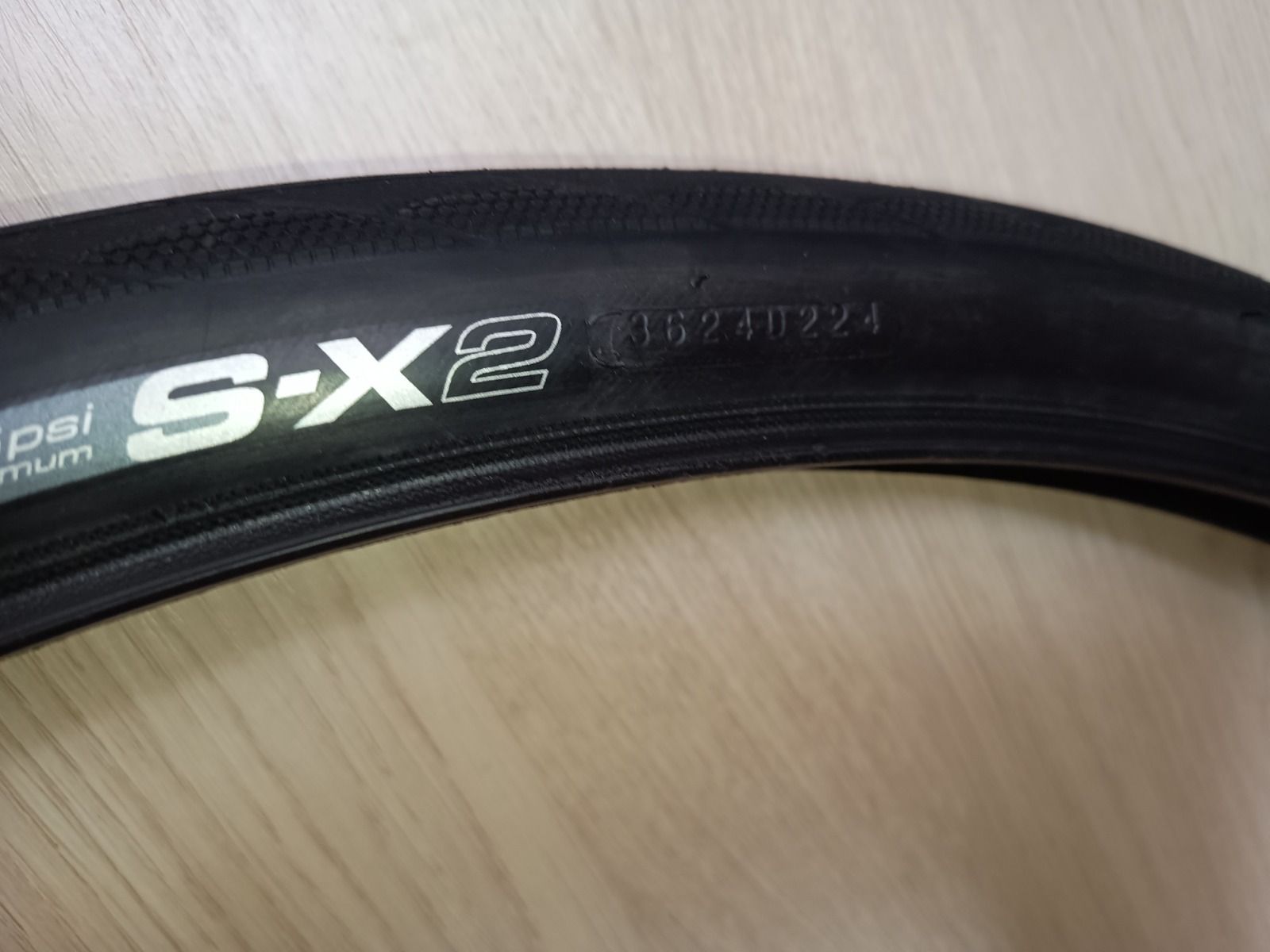 Пара покрышек Giant S-X2. 700х38с