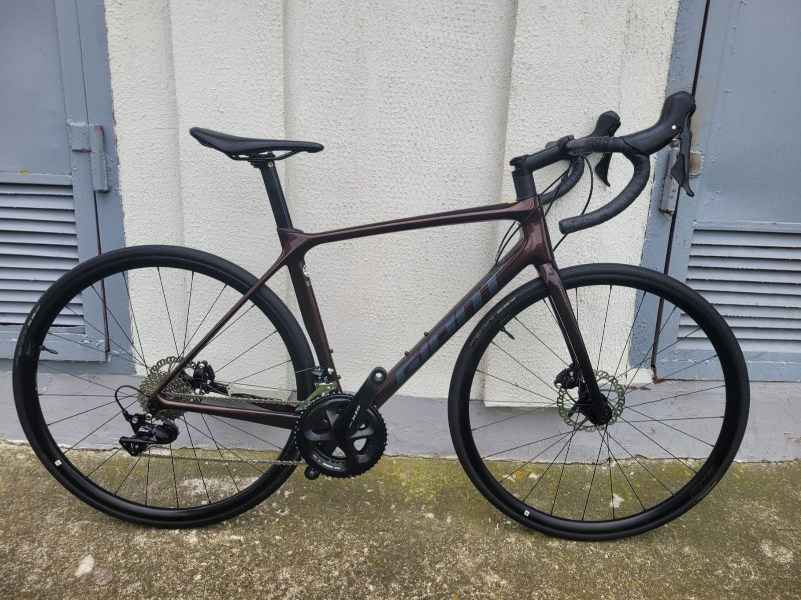 Карбоновый велосипед GIANT TCR Advanced 2 Disc PRO Compact - 2024.