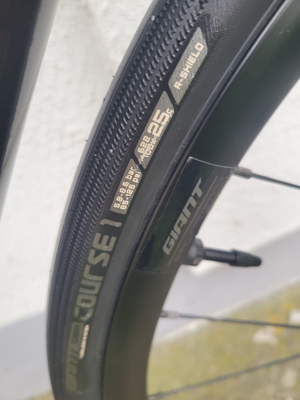 Карбоновый велосипед GIANT TCR Advanced 2 Disc PRO Compact - 2024.