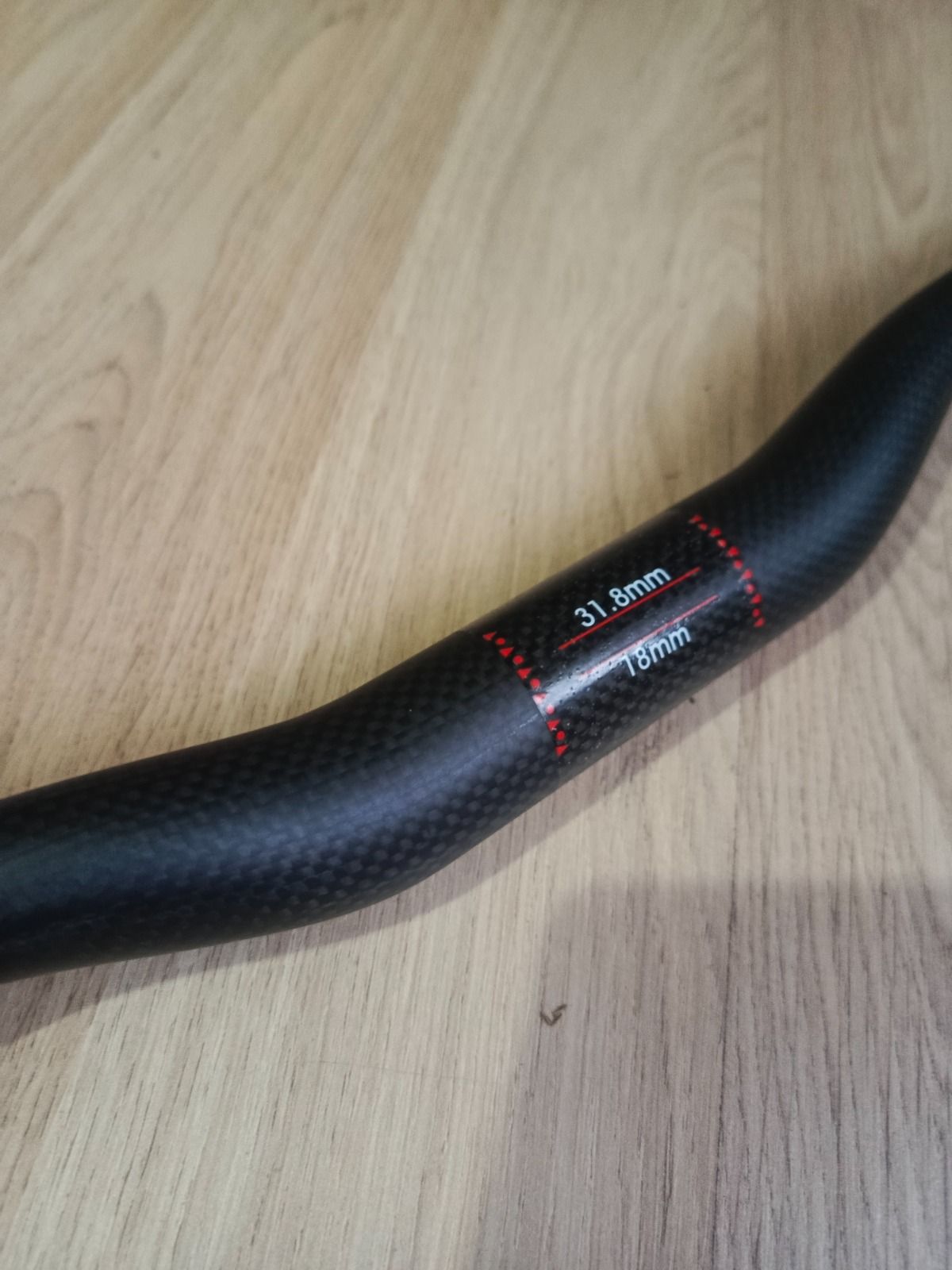 Карбоновый руль.