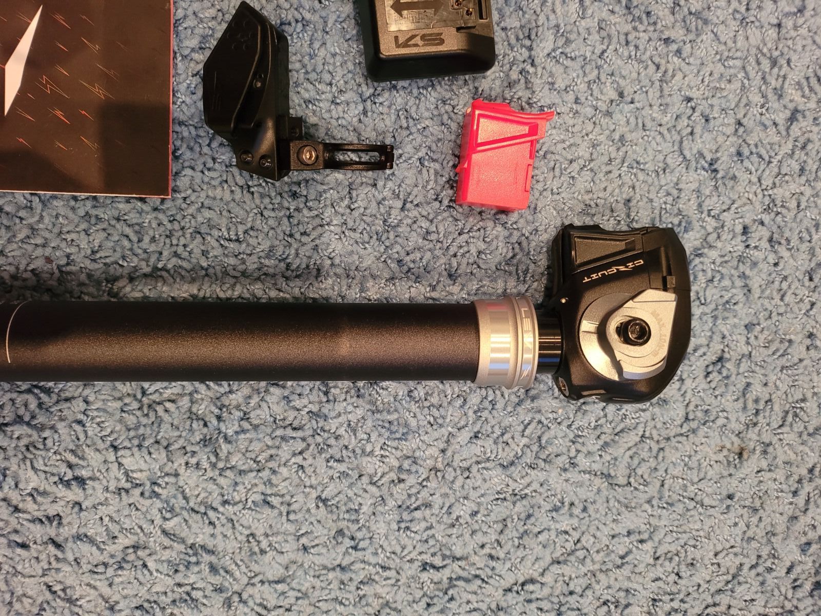 Топовый беспроводной подседельный штырь / дроппер KS Lev Circuit 200мм