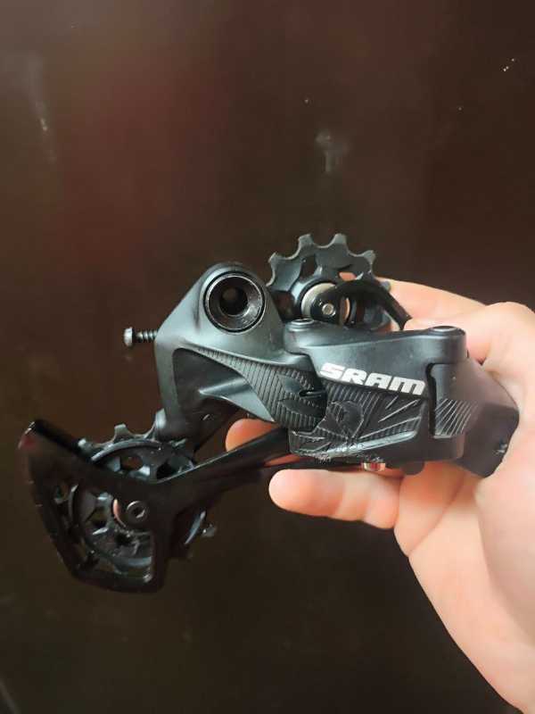 Задний преключатель, манетка, каретка (SRAM SX Eagle)