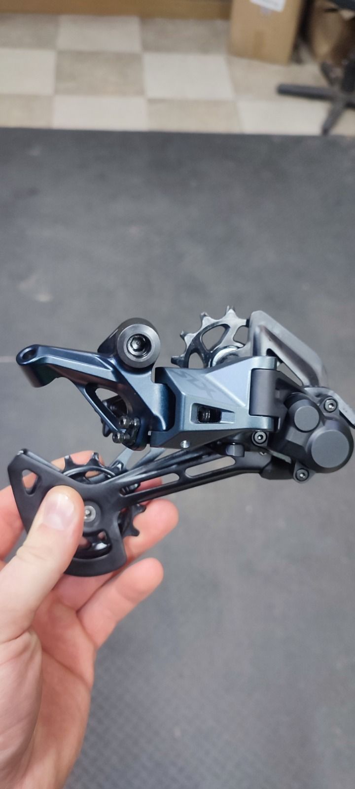 Новый переключатель Slx 12s