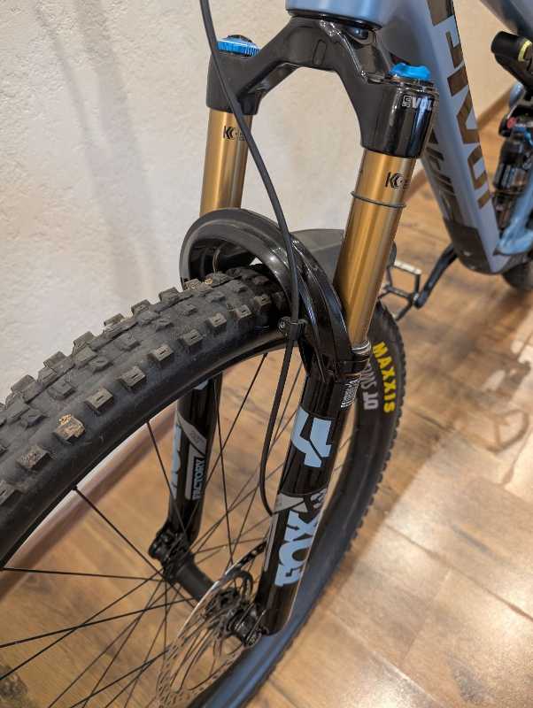 Fox 34 Factory GRIP2 29