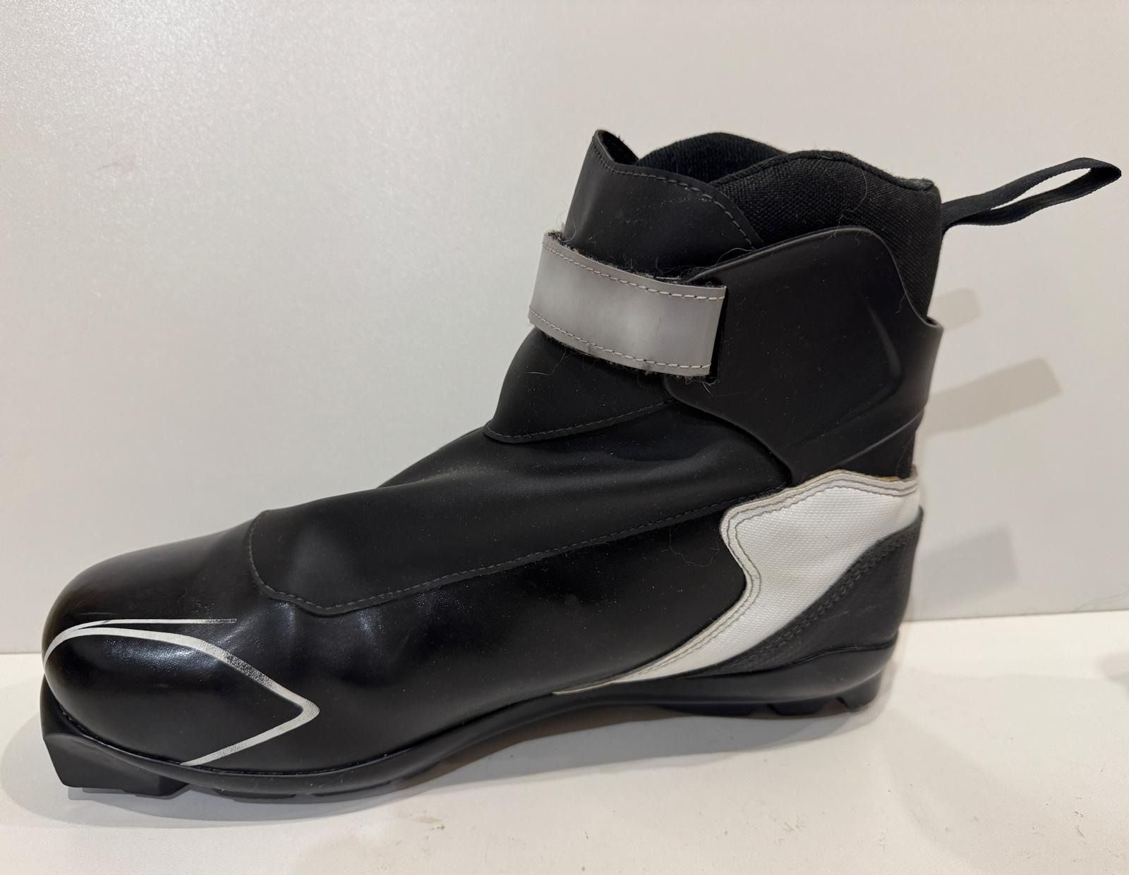 Лыжные мужские ботинки Salomon 44 размер