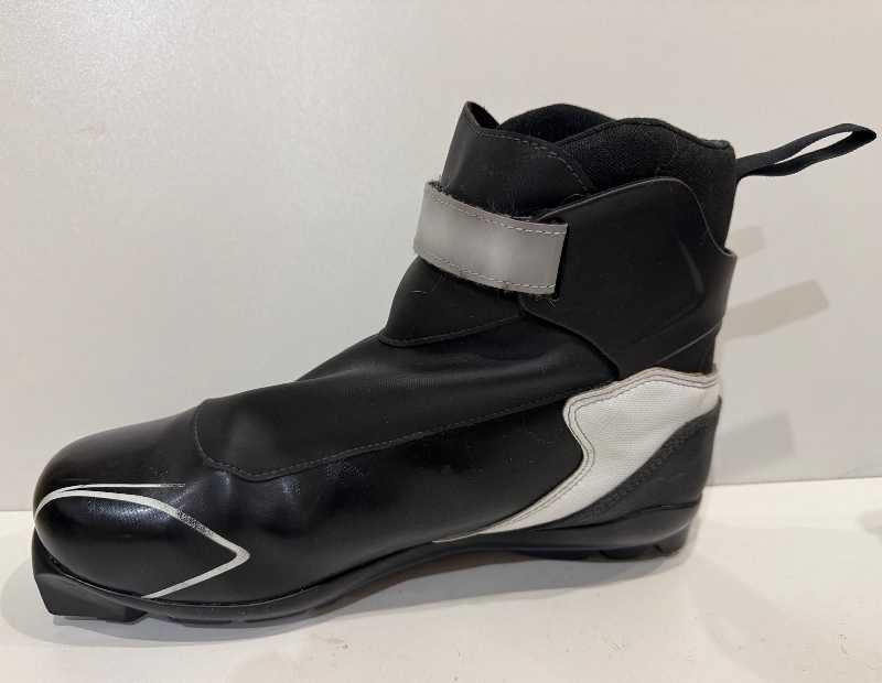 Лыжные мужские ботинки Salomon 44 размер