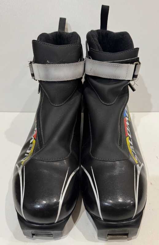 Лыжные мужские ботинки Salomon 44 размер